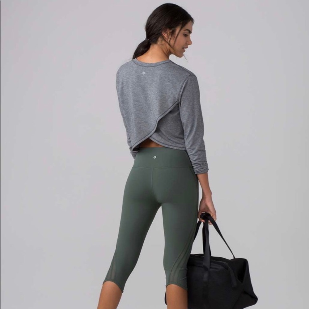 Lululemon Pushing Limits Long Sleeve Crop Top